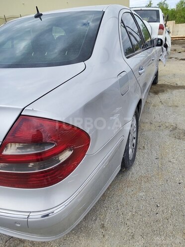 Mercedes E 220-5