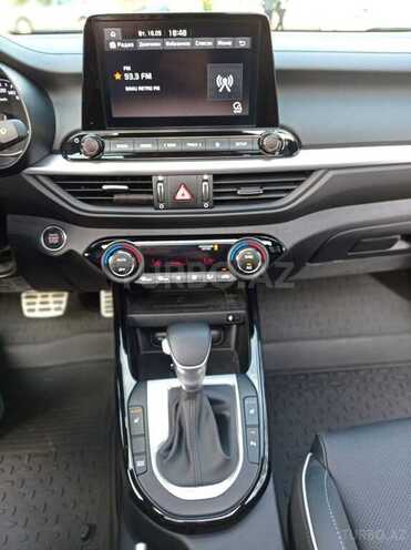 Kia Cerato-9