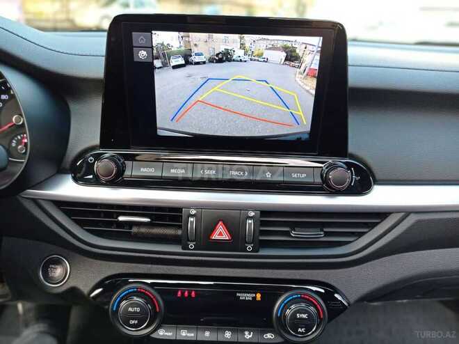 Kia Cerato-10