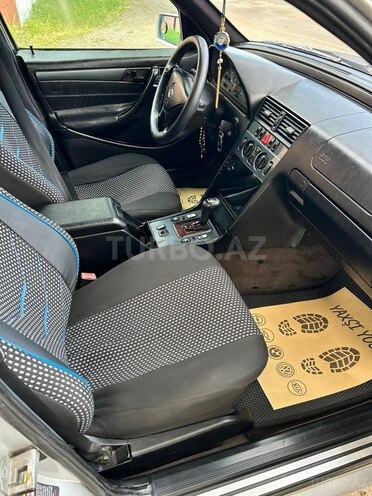 Mercedes C 230-8