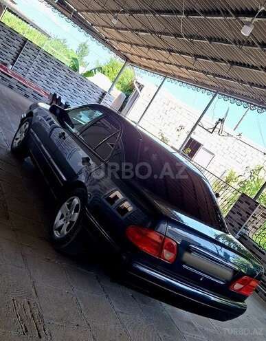 Mercedes E 240-15