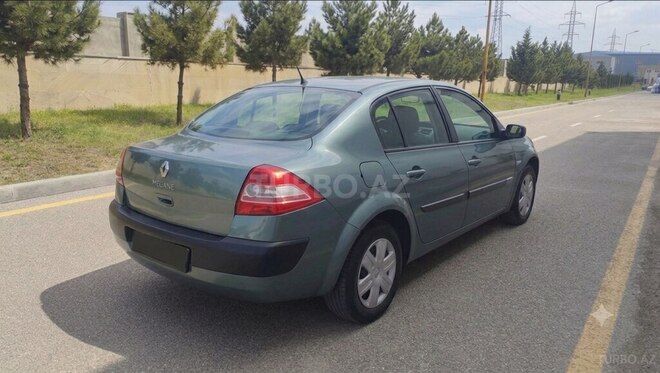 Renault Megane-2