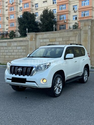 Toyota Land Cruiser Prado-4