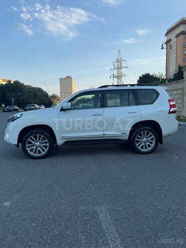 Toyota Land Cruiser Prado-7