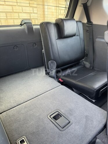 Toyota Land Cruiser Prado-13
