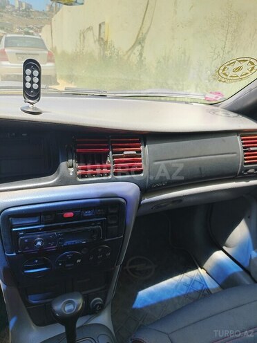 Opel Vectra-11