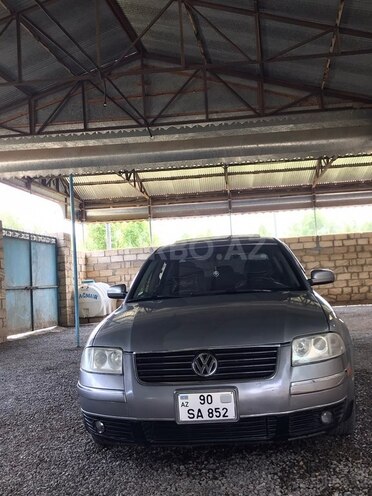 Volkswagen Passat-4