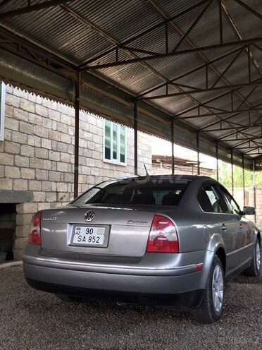 Volkswagen Passat-3