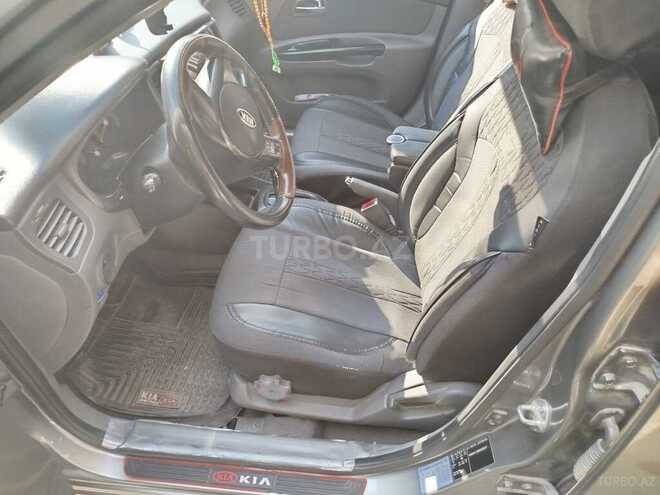 Kia Rio-11