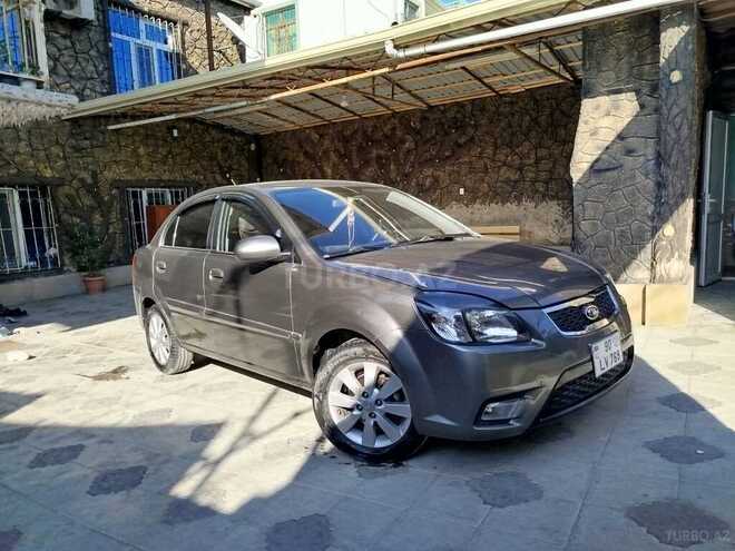 Kia Rio-14