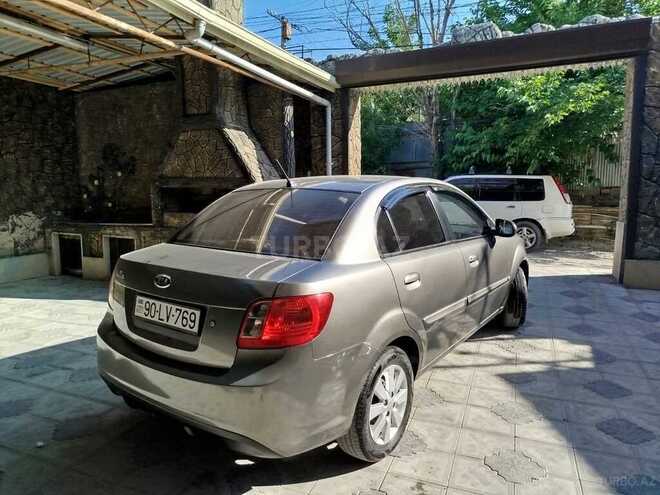 Kia Rio-6
