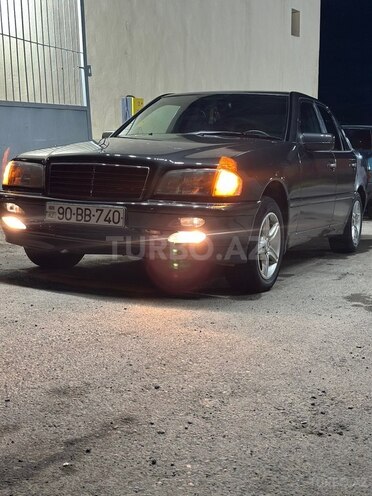 Mercedes C 200-8