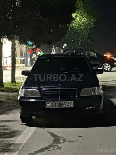 Mercedes C 200-1