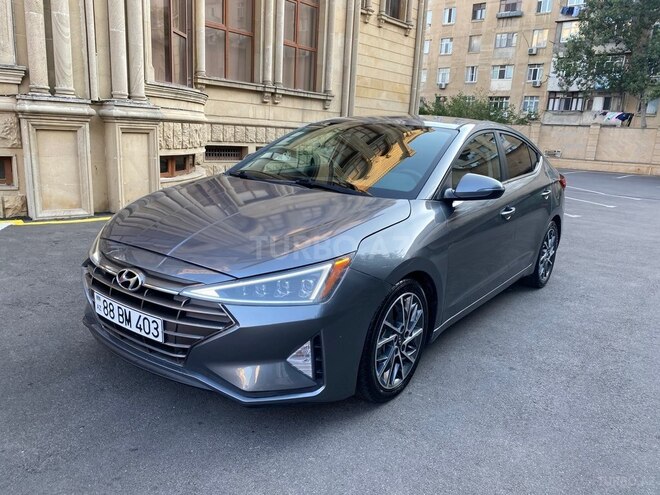 Hyundai Elantra-8