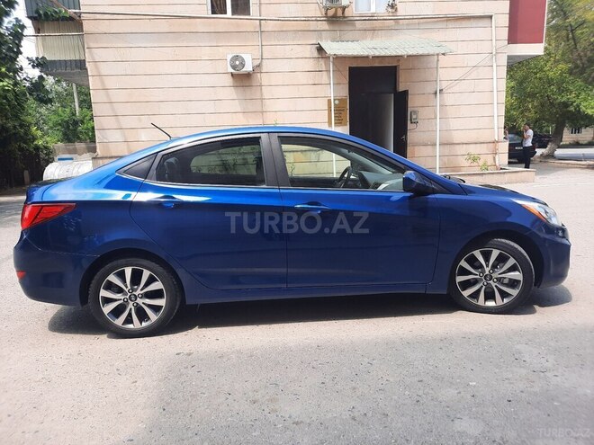 Hyundai Accent-8