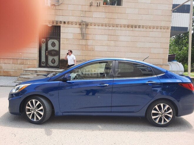 Hyundai Accent-9