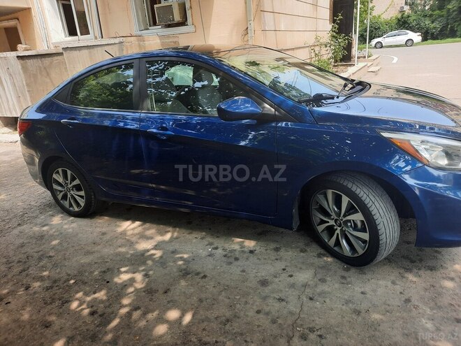 Hyundai Accent-16