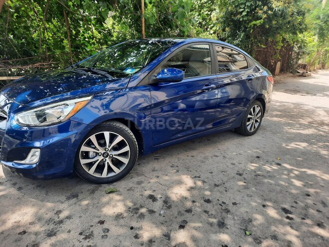 Hyundai Accent-18