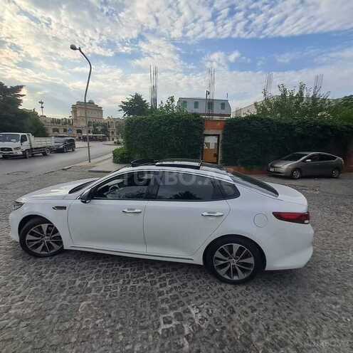 Kia Optima-3