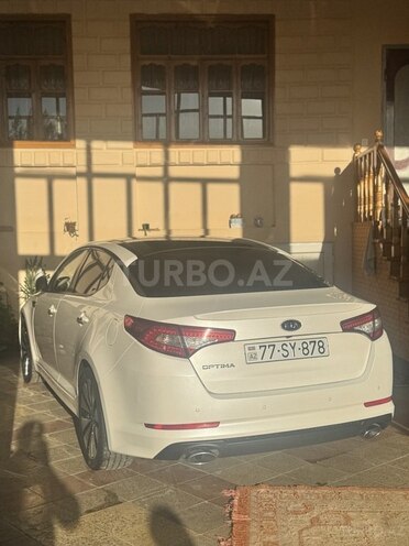 Kia Optima-5