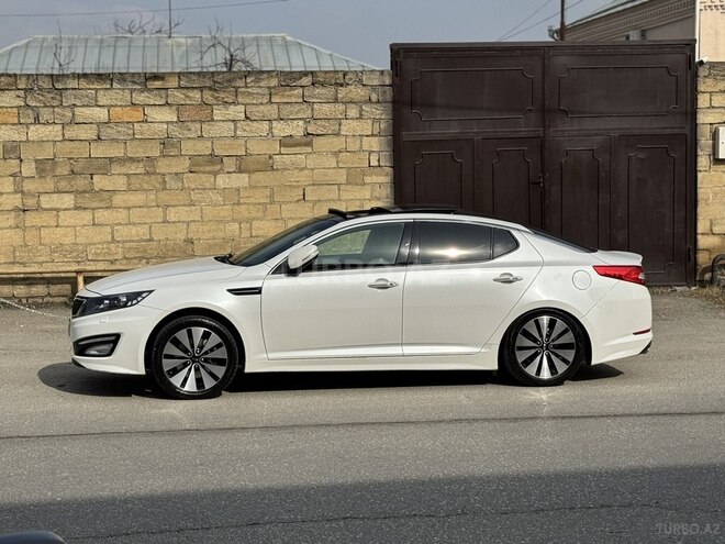 Kia Optima-4