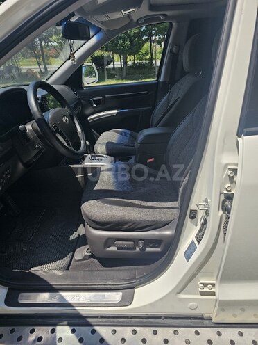 Hyundai Santa Fe-7
