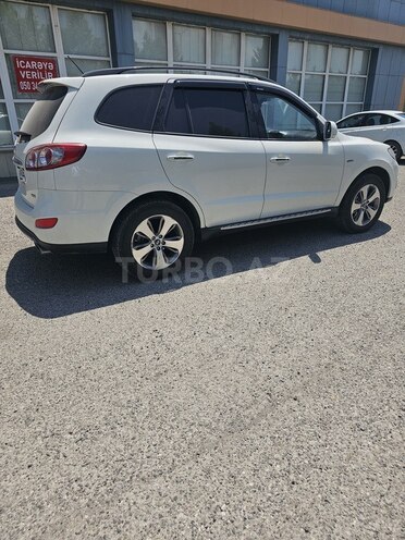 Hyundai Santa Fe-2