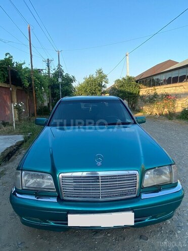 Mercedes C 240-1