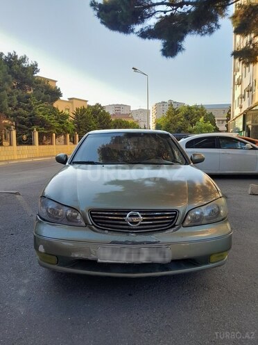 Nissan Maxima-1