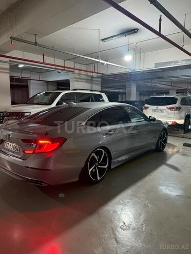 Honda Accord-5