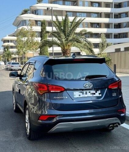 Hyundai Santa Fe-5