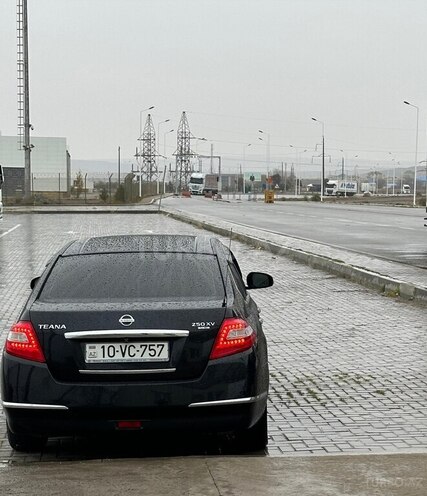 Nissan Teana-2