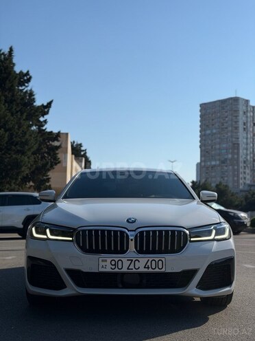 BMW 530e-2