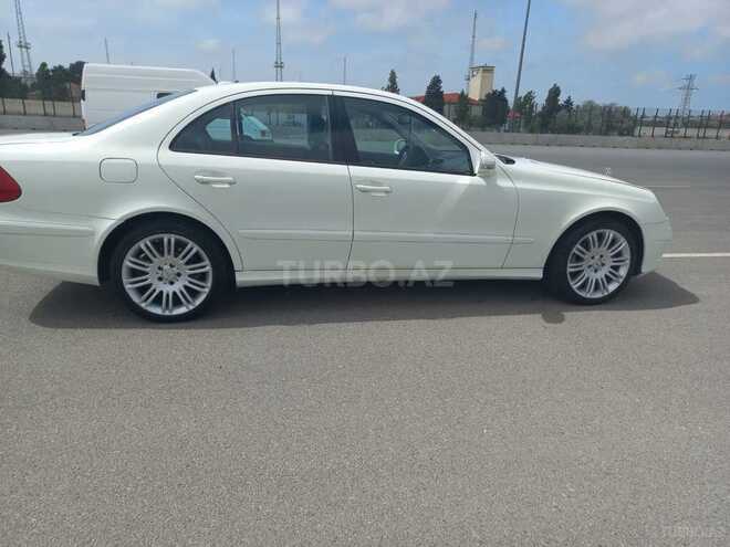 Mercedes E 220-4