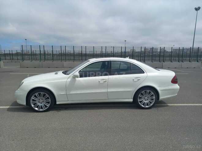 Mercedes E 220-3