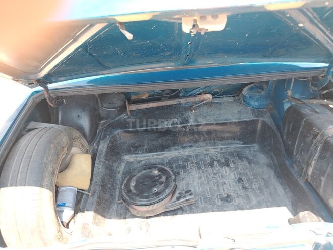 LADA (VAZ) 2107-4