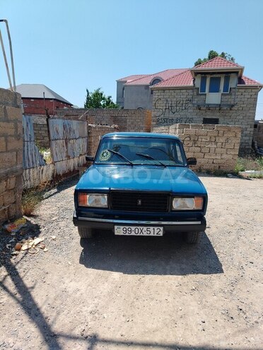 LADA (VAZ) 2107-1