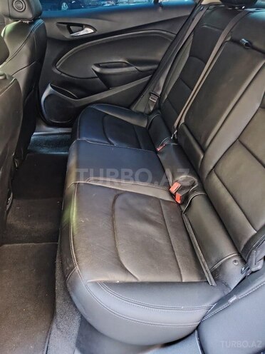 Chevrolet Cruze-20