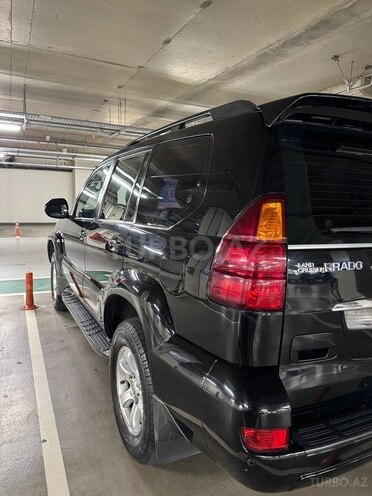 Toyota Land Cruiser Prado-4