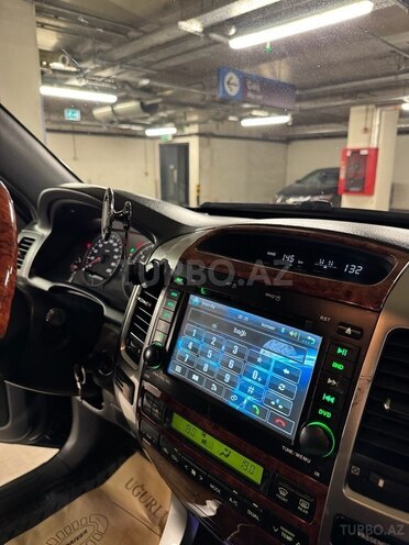 Toyota Land Cruiser Prado-6