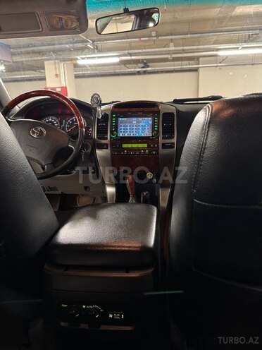 Toyota Land Cruiser Prado-8