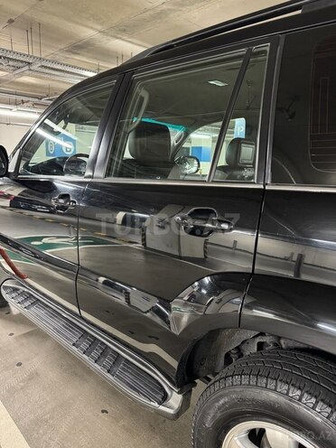 Toyota Land Cruiser Prado-5