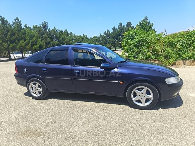 Opel Vectra-3