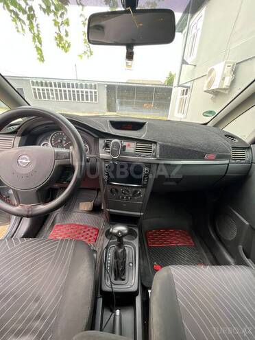 Opel Meriva-9