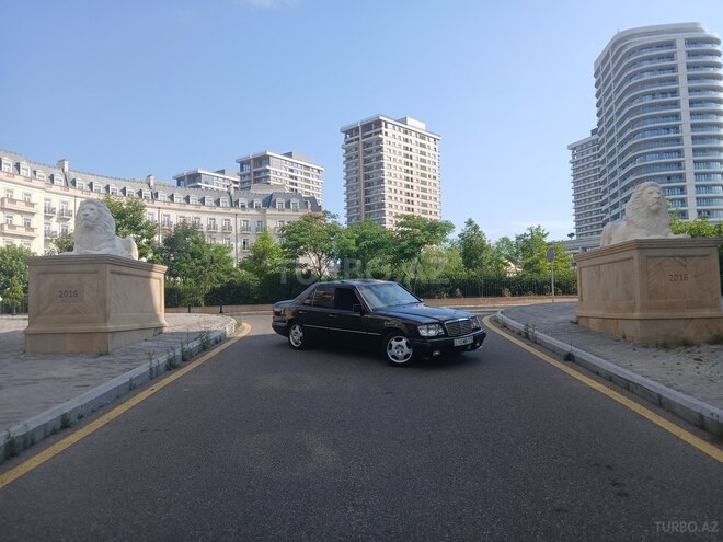 Mercedes E 200-5