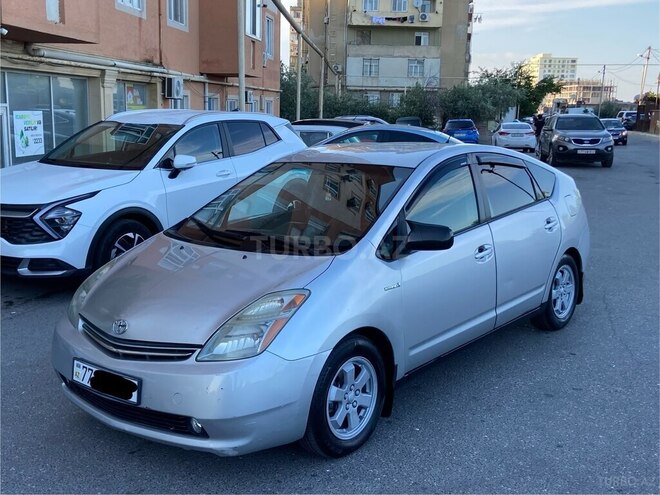Toyota Prius-3