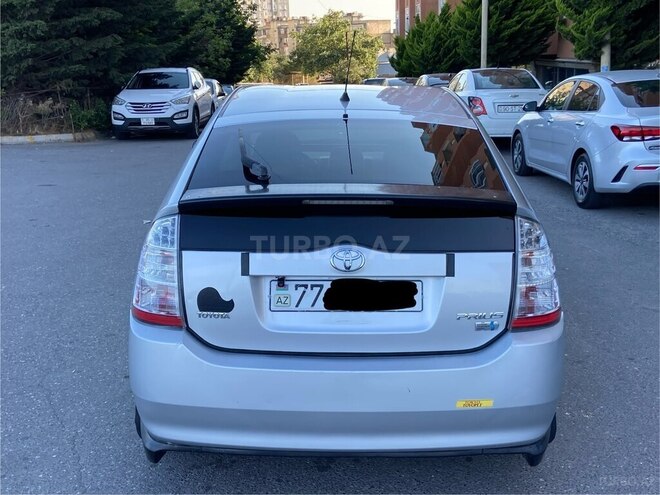 Toyota Prius-10