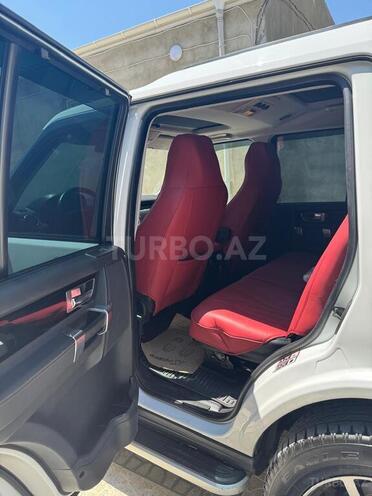 Land Rover Discovery-5
