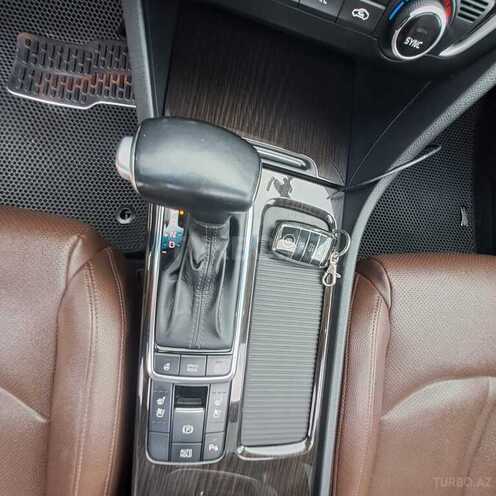 Kia Optima-17