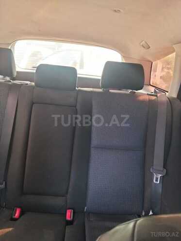 Toyota Avensis-8